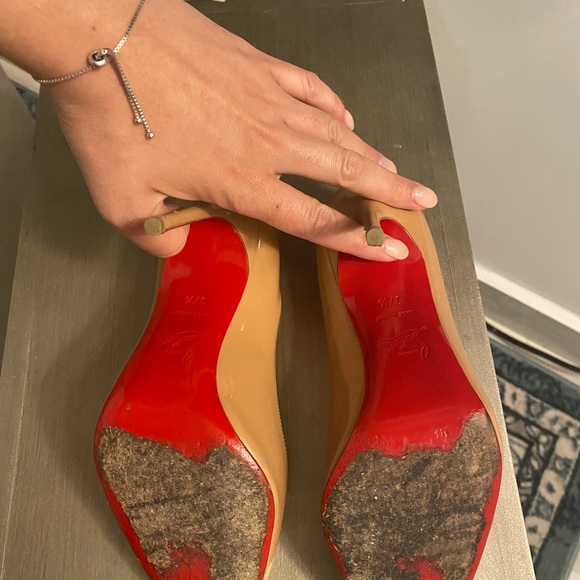 COPY - Christian Louboutin Decolette 37.5 - Picture 5 of 9